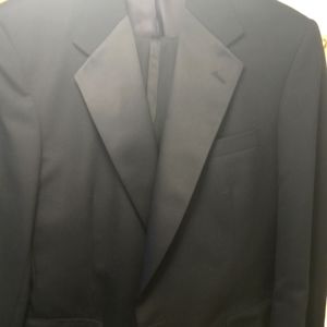 Custom made Tom James 2 Piece Blck Tuxedo